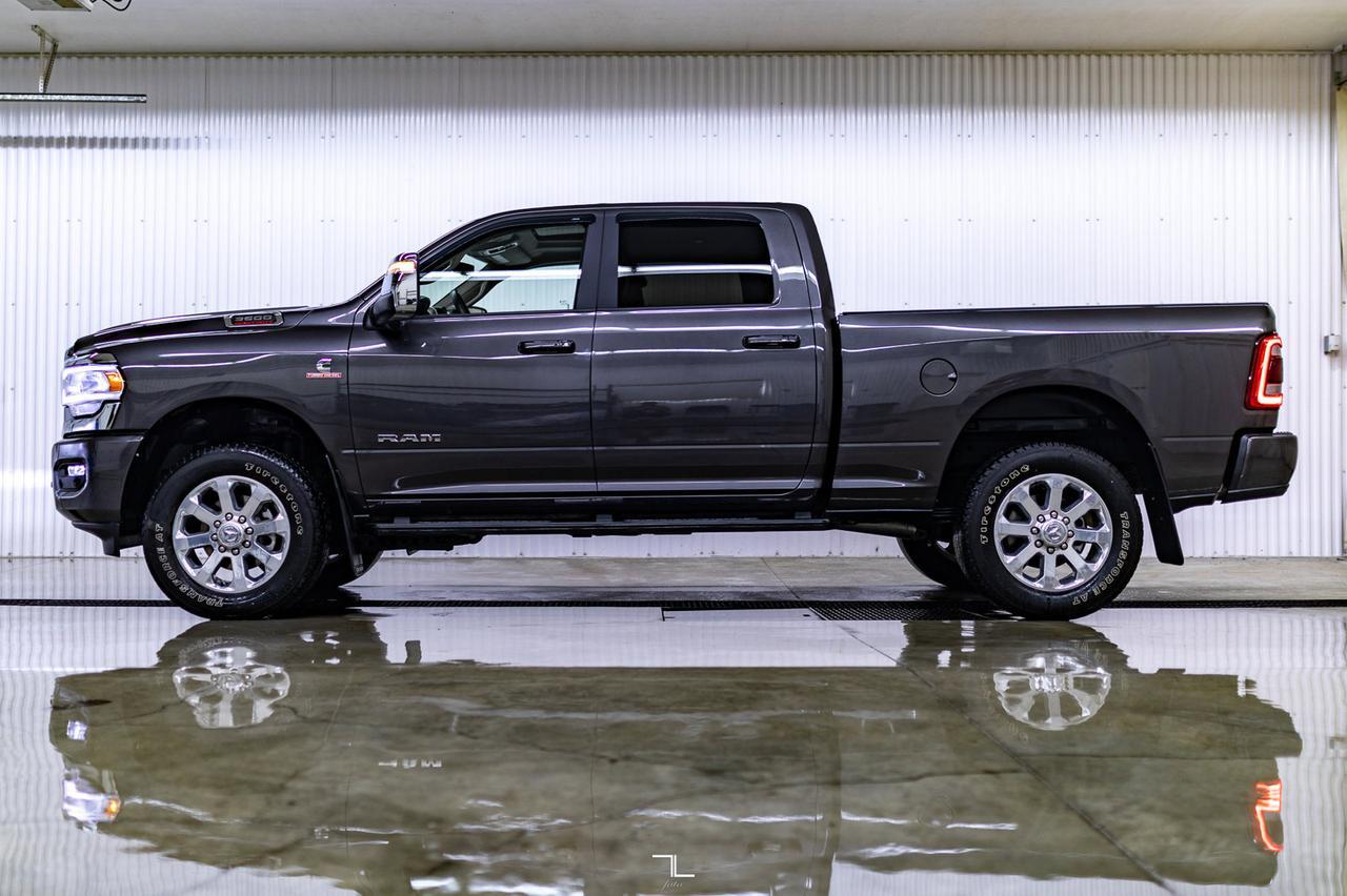 2023 Ram 3500 4x4 Crew Cab Laramie Diesel AISIN  Leather Roof Nav BCam Red Deer AB