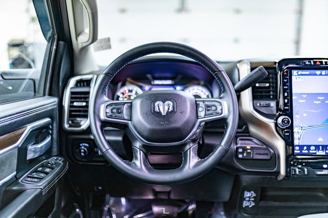 2023 Ram 3500 4x4 Crew Cab Laramie Diesel AISIN  Leather Roof Nav BCam Red Deer AB