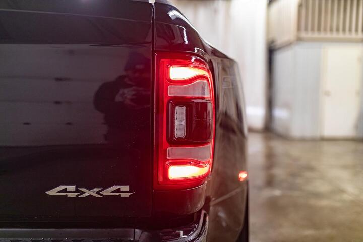 2023 Ram 3500 4x4 Crew Cab Laramie Dually Diesel AISIN Leather Nav Red Deer AB 2023 Ram 3500 4x4 Crew Cab Laramie Dually Diesel AISIN Leather Nav Red Deer AB