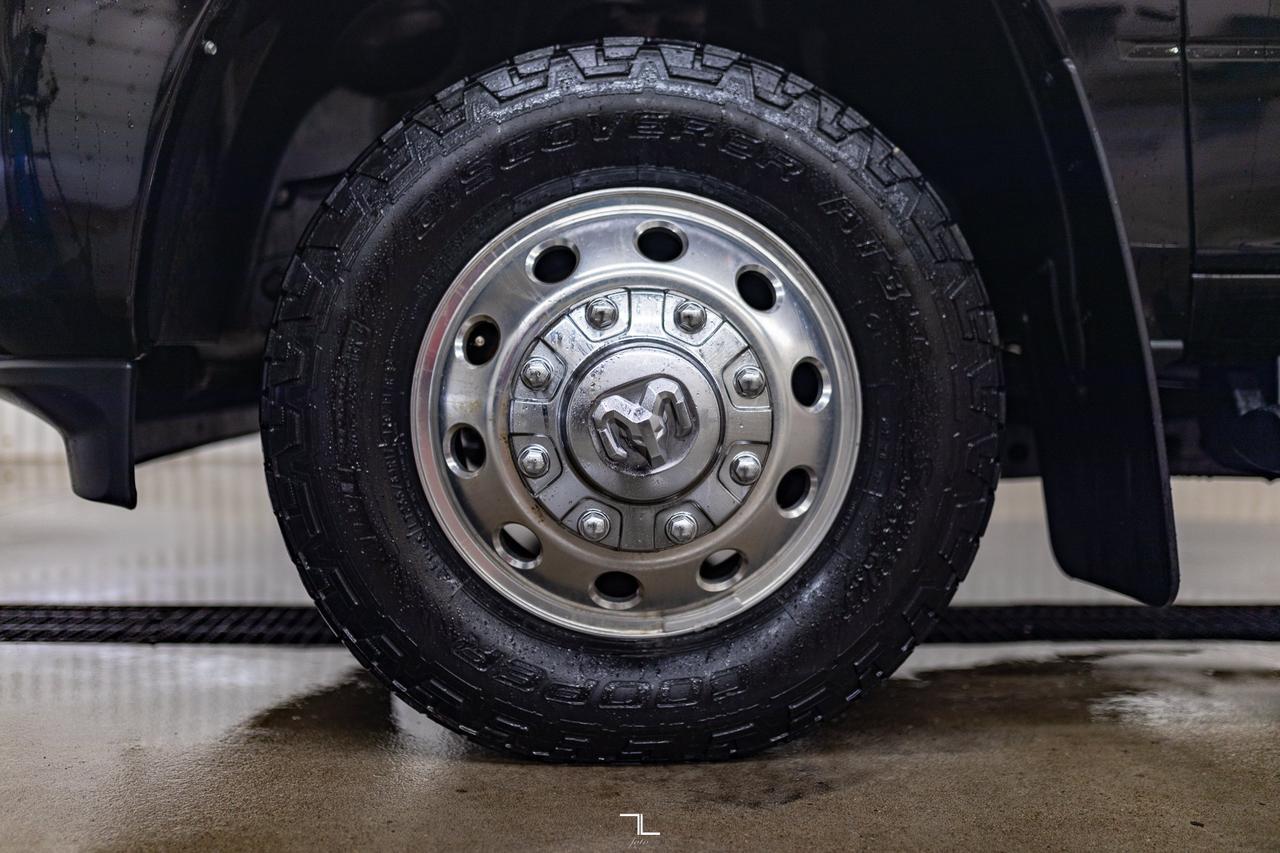 2023 Ram 3500 4x4 Crew Cab Laramie Dually Diesel AISIN Leather Nav Red Deer AB