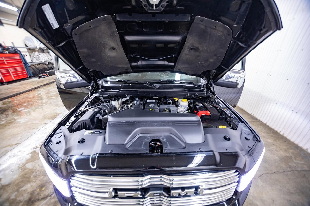 2023 Ram 3500 4x4 Crew Cab Laramie Dually Diesel AISIN Leather Nav Red Deer AB