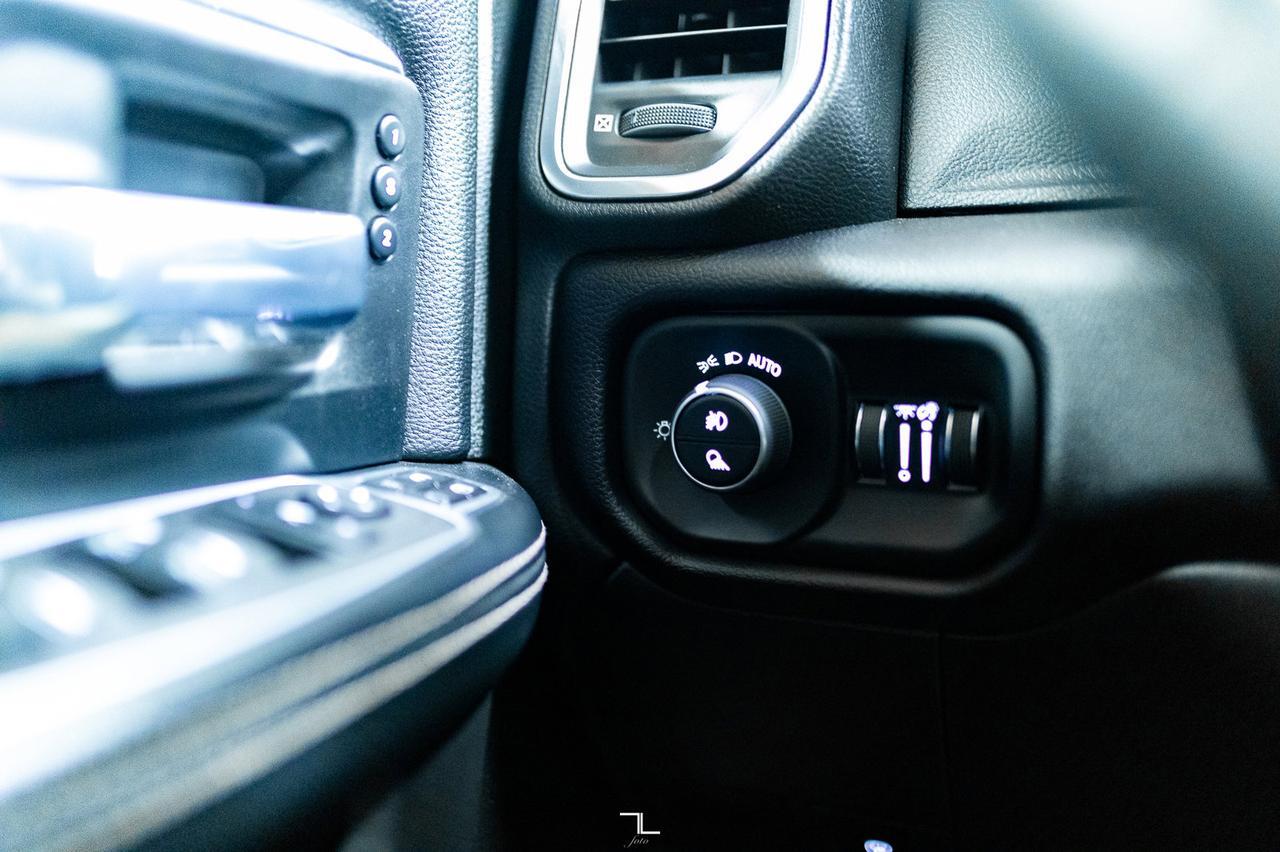 2023 Ram 3500 4x4 Crew Cab Laramie Dually Diesel AISIN Red Deer AB