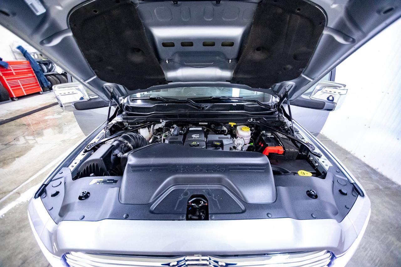 2023 Ram 3500 4x4 Crew Cab Laramie Dually Diesel AISIN Red Deer AB