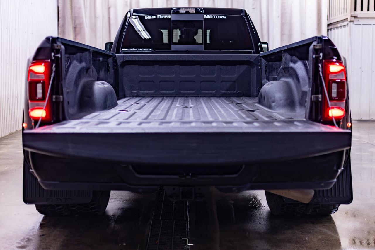 2023 Ram 3500 4x4 Crew Cab Limited Dually Diesel Leather Nav BCam Red Deer AB