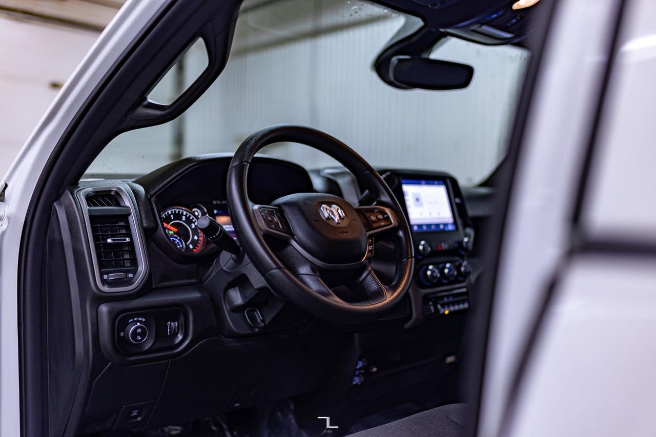 2023 Ram 3500 4x4 Crew Cab Tradesman Dually Diesel AISIN Red Deer AB