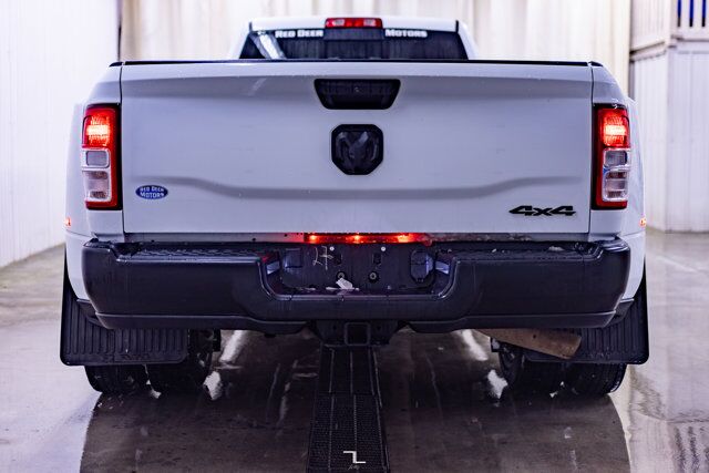 2023 Ram 3500 4x4 Crew Cab Tradesman Dually Diesel AISIN Red Deer AB