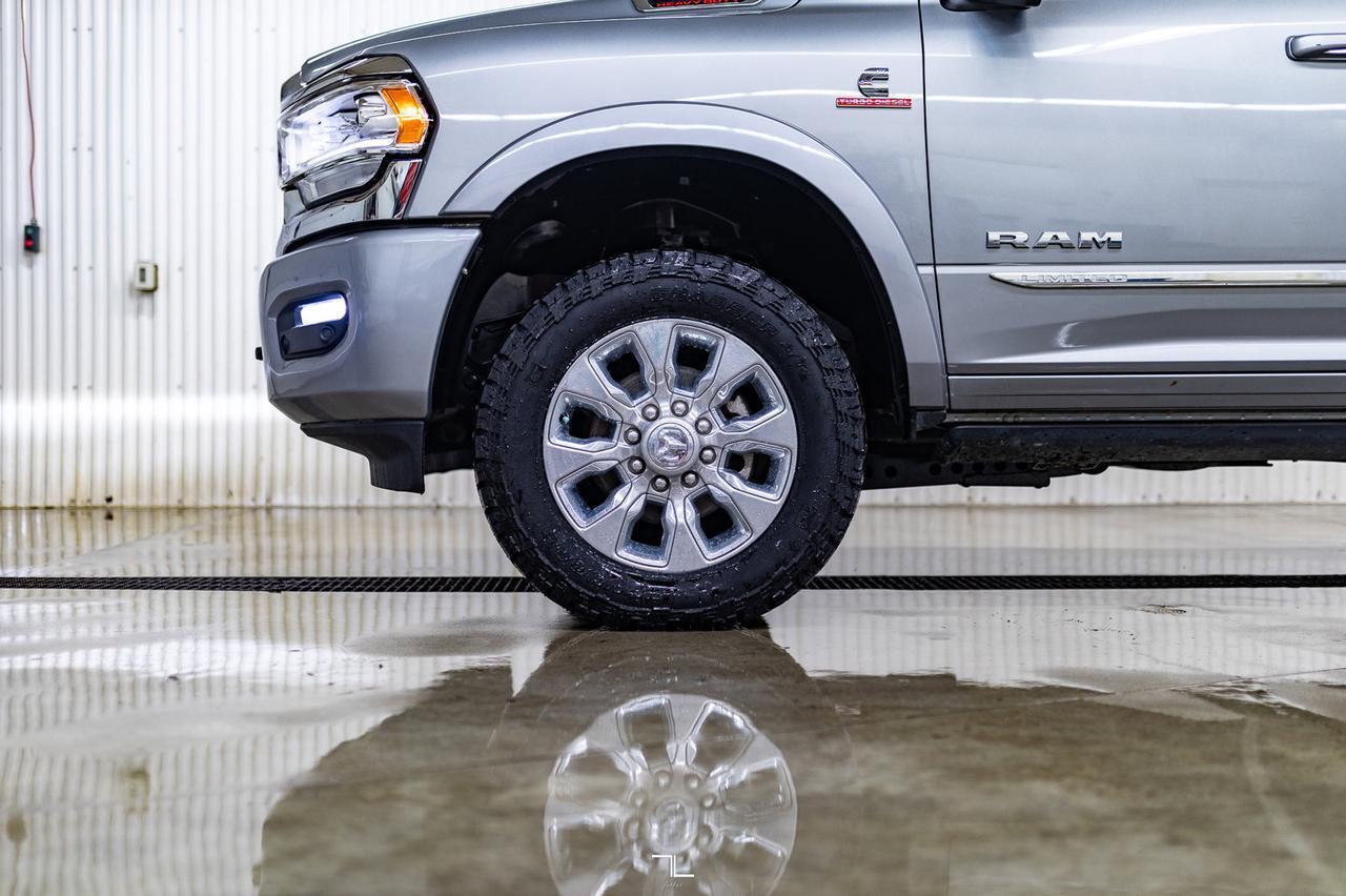 2023 Ram 3500 4x4 Mega Cab Limited Diesel AISIN Leather Roof Nav Red Deer AB