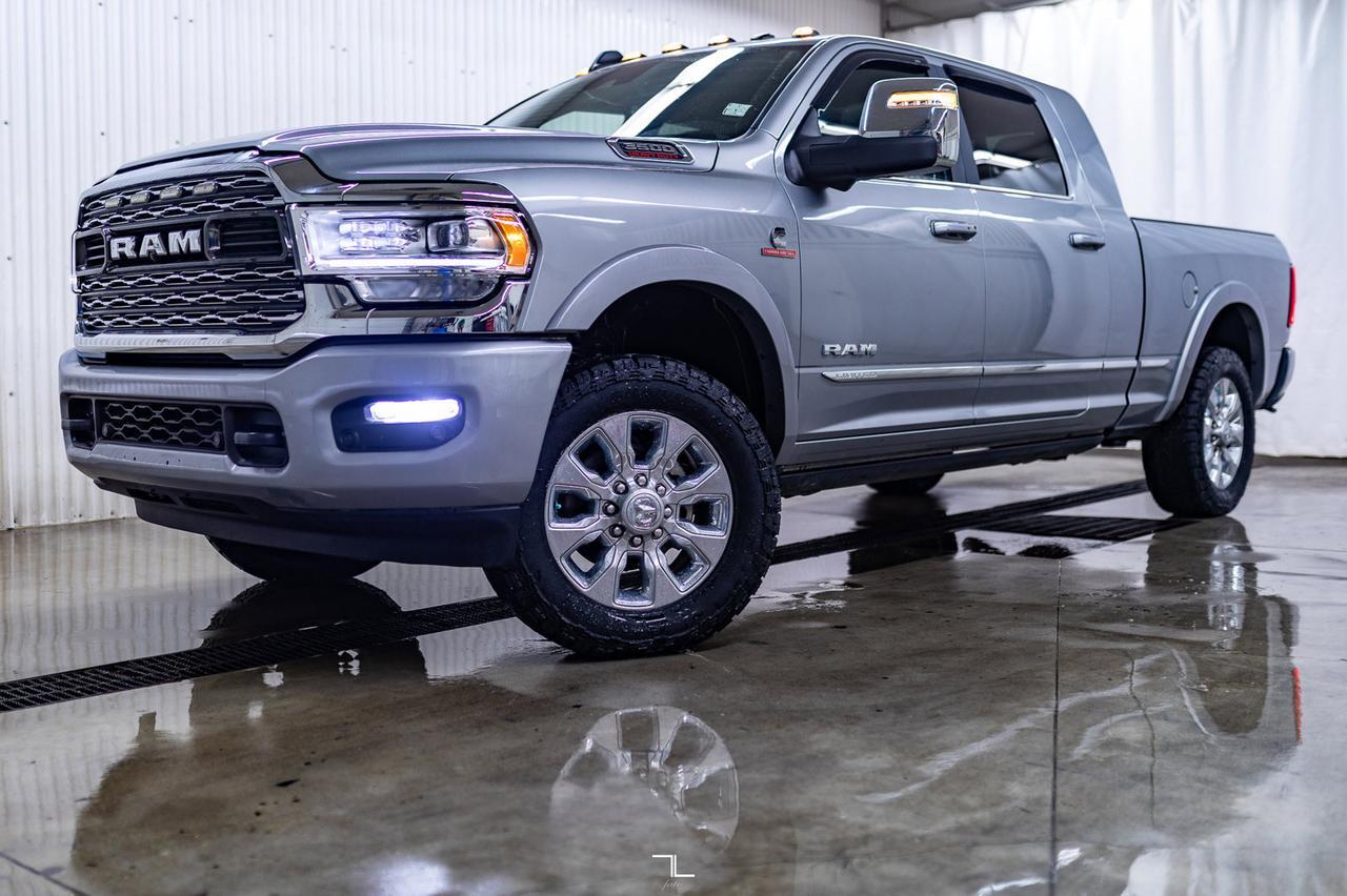 2023 Ram 3500 4x4 Mega Cab Limited Diesel AISIN Leather Roof Nav Red Deer AB