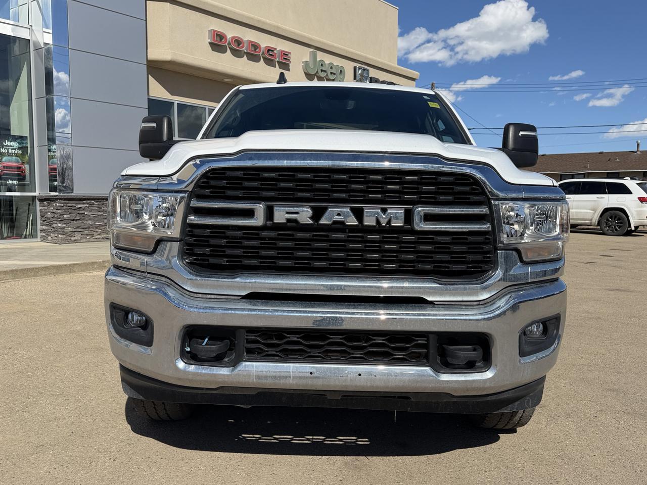 2023 Ram 3500 Big Horn | 4x4 Crew Cab 8FT Box | HEMI V8 | Remote Start | Backup Camera | Low KMs | 189L Fuel Tank Redwater AB
