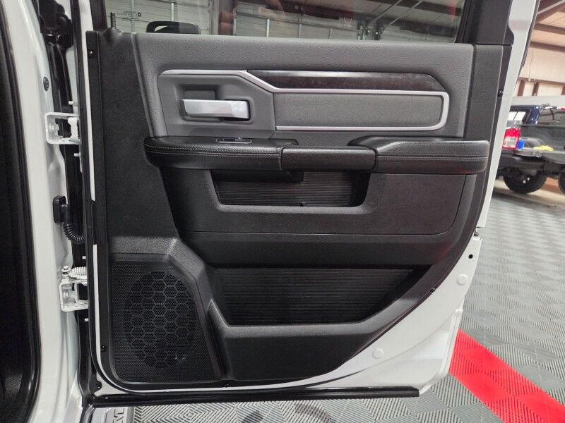 2023 Ram 3500 Big Horn 4WD 6.7L Diesel Dually Gooseneck Camera FREE WARRANTY Call (682)587-6288 Arlington TX