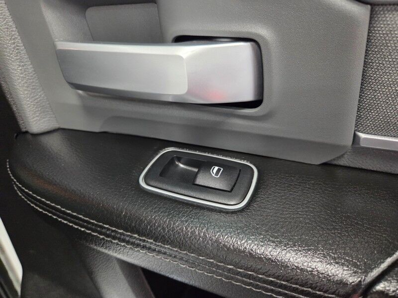 2023 Ram 3500 Big Horn 4WD 6.7L Diesel Dually Gooseneck Camera FREE WARRANTY Call (682)587-6288 Arlington TX