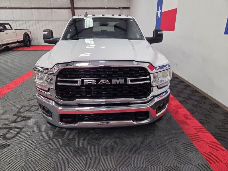 2023 Ram 3500 Big Horn 4WD 6.7L Diesel Dually Gooseneck Camera FREE WARRANTY Call (682)587-6288 Arlington TX