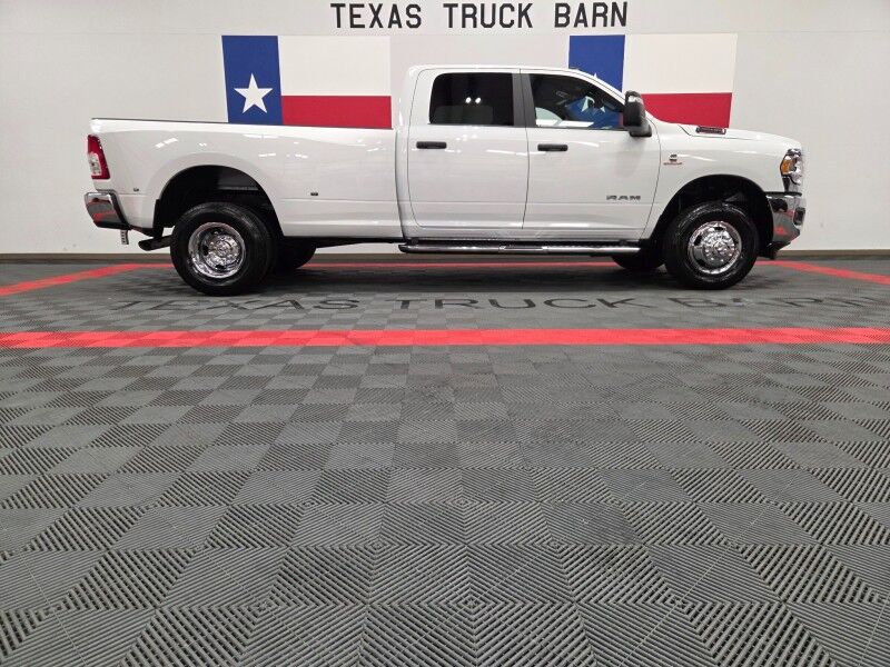 2023 Ram 3500 Big Horn 4WD 6.7L Diesel Dually Gooseneck Camera FREE WARRANTY Call (682)587-6288 Arlington TX