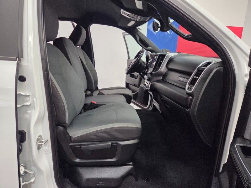 2023 Ram 3500 Big Horn 4WD 6.7L Diesel Dually Gooseneck Camera FREE WARRANTY Arlington TX