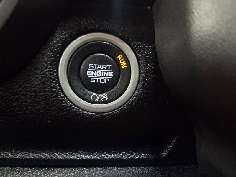 2023 Ram 3500 Big Horn 4WD 6.7L Diesel Dually Gooseneck Camera FREE WARRANTY Arlington TX