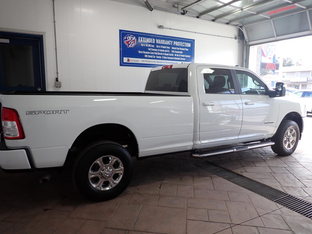 2023 Ram 3500 Big Horn 4WD CREW CAB 8' BOX NAVI Listowel ON