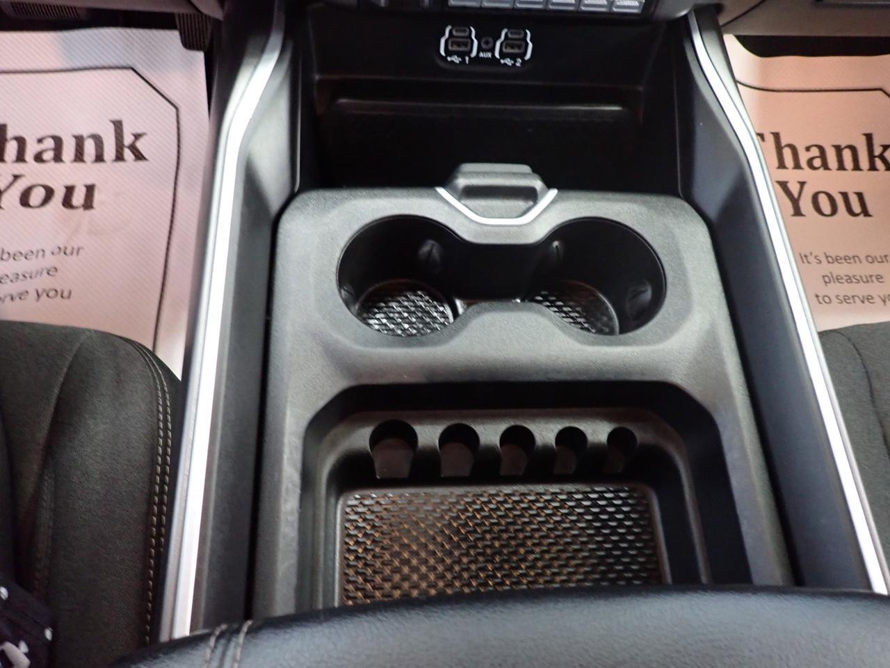 2023 Ram 3500 Big Horn 4WD CREW CAB 8' BOX NAVI Listowel ON