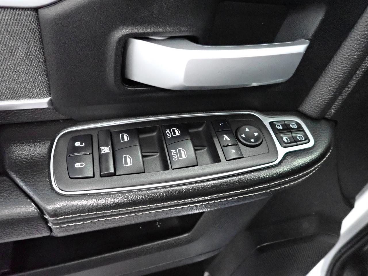 2023 Ram 3500 Big Horn 4WD CREW NAVI SPORT APP PKG 8' BOX Listowel ON