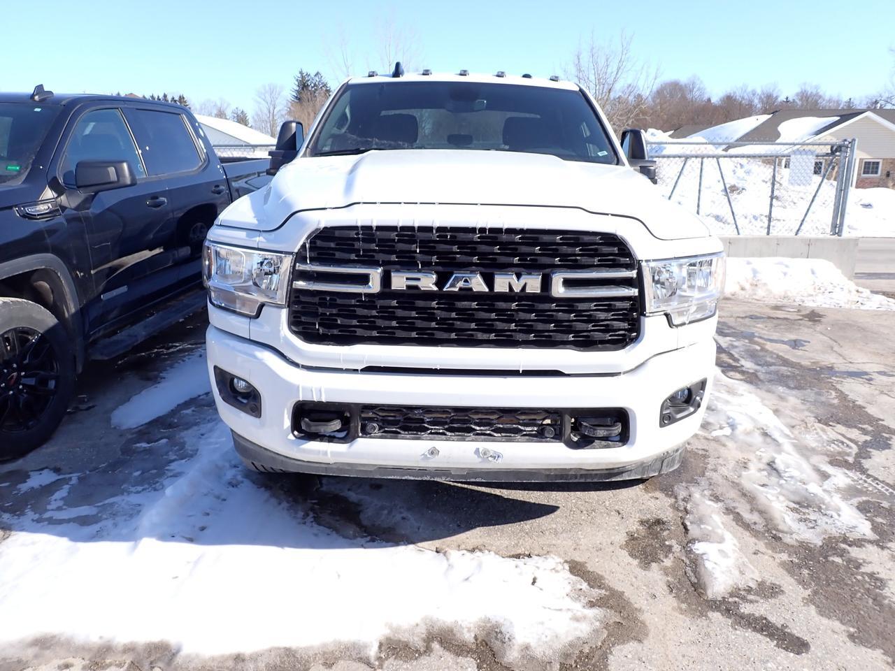 2023 Ram 3500 Big Horn 4WD CREW SPORT APP PKG 8' BOX Listowel ON