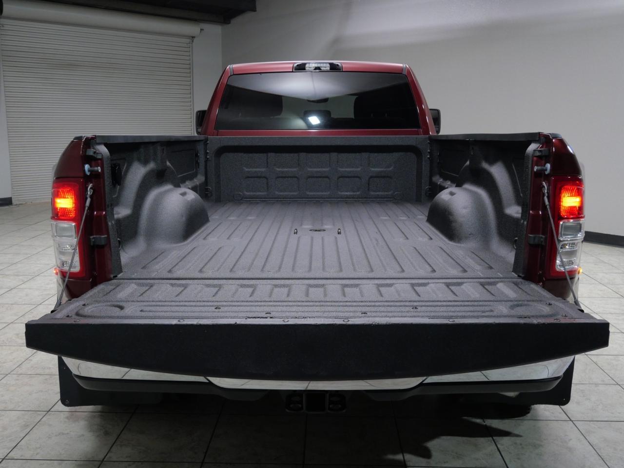 2023 Ram 3500 Big Horn 6.7L Cummins 4x4 Mansfield TX