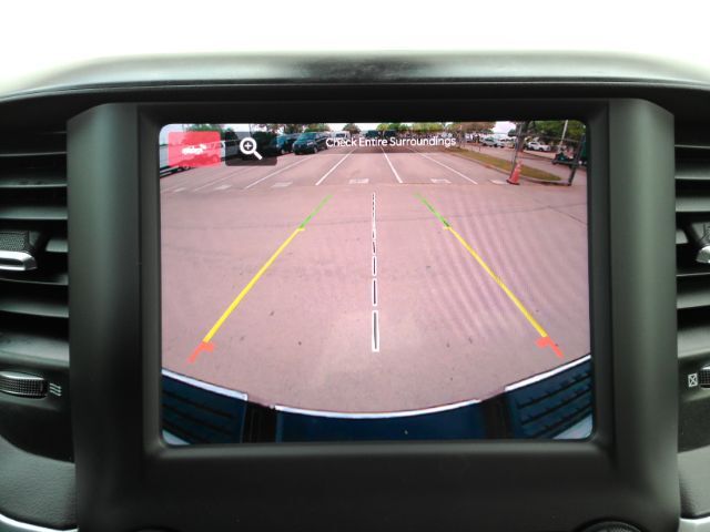 2023 Ram 3500 Big Horn Crew Cab 4x4 8' Box Plano TX