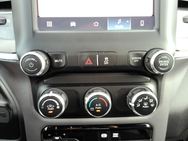 2023 Ram 3500 Big Horn Crew Cab 4x4 8' Box Plano TX