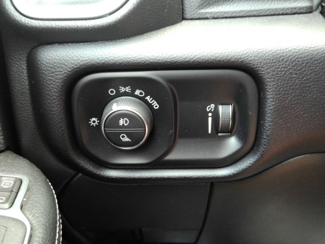 2023 Ram 3500 Big Horn Crew Cab 4x4 8' Box Plano TX