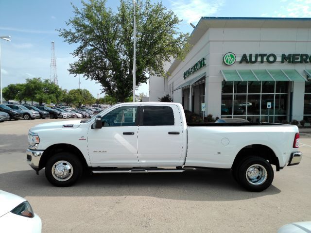 2023 Ram 3500 Big Horn Crew Cab 4x4 8' Box Plano TX