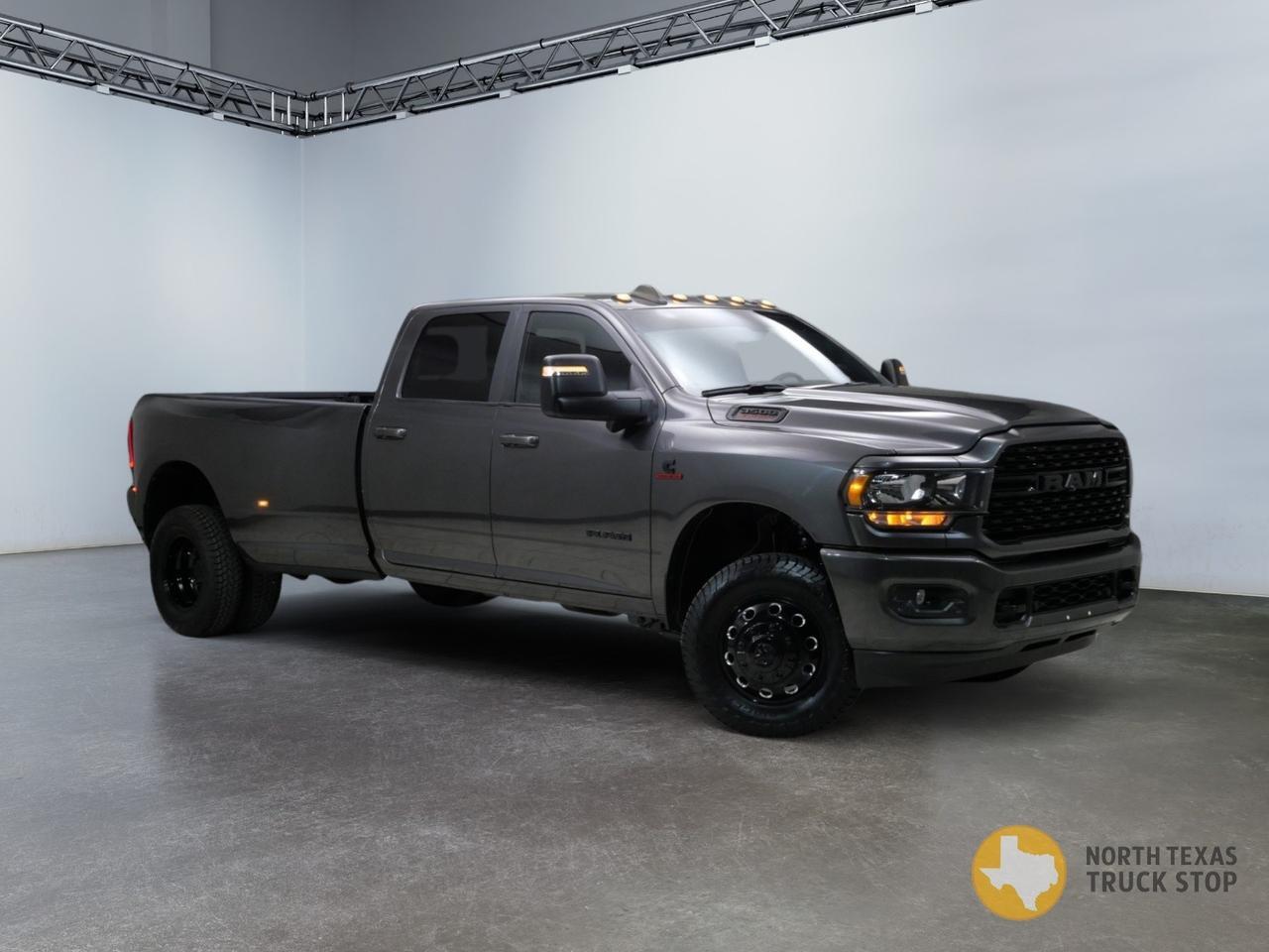 2023 Ram 3500 Big Horn Night Edition 6.7L cummins 4x4