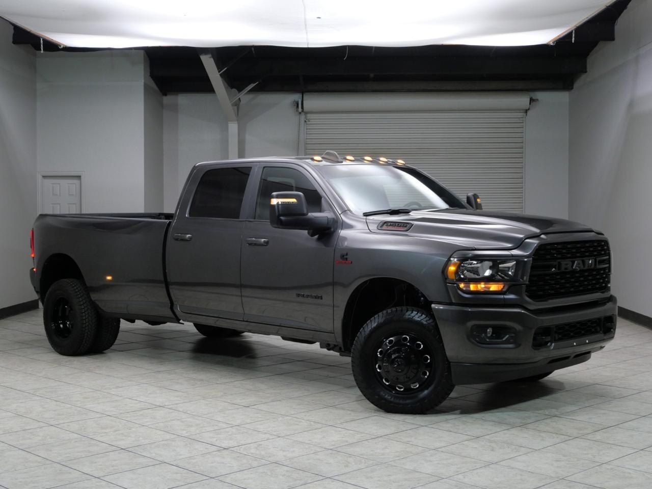 2023 Ram 3500 Big Horn Night Edition 6.7L cummins 4x4