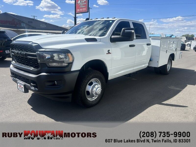 2023 Ram 3500 Chassis Cab Tradesman