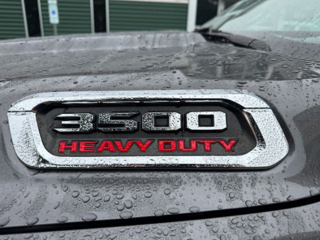 2023 Ram 3500 Chassis Tradesman/SLT/Laramie/Limited