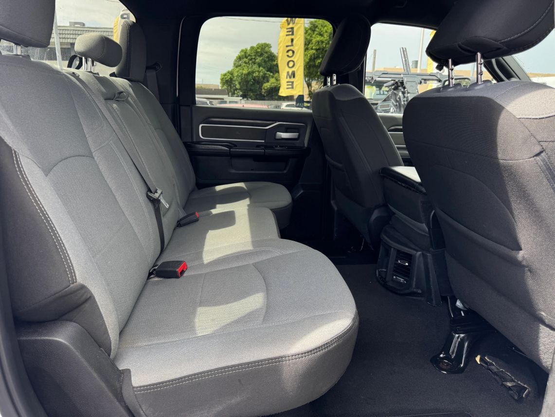 2023 Ram 3500 Crew Cab Big Horn Pickup 4D 8 ft