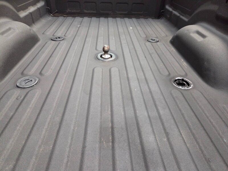 2023 Ram 3500 Laramie Dually 6.7L Diesel 12in GPS Camera FREE WARRANTY Arlington TX