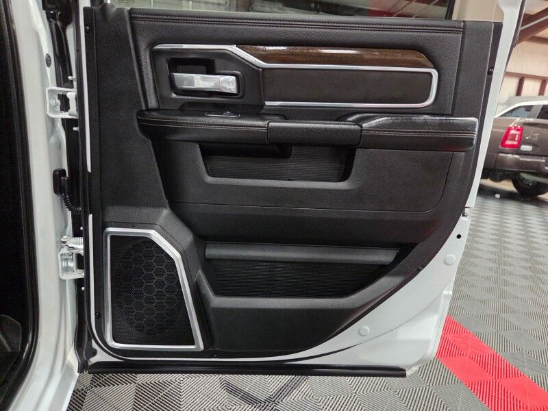 2023 Ram 3500 Laramie Dually 6.7L Diesel 12in GPS Camera FREE WARRANTY Arlington TX