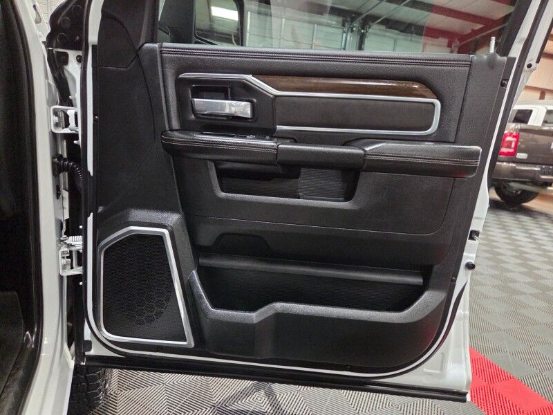 2023 Ram 3500 Laramie Dually 6.7L Diesel 12in GPS Camera FREE WARRANTY Arlington TX