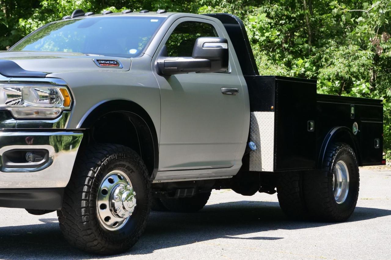 2023 Ram 3500 SLT / 4X4 / DRW / Knapheide PGTD Gooseneck Service Body / 9ft! Lincolnton NC