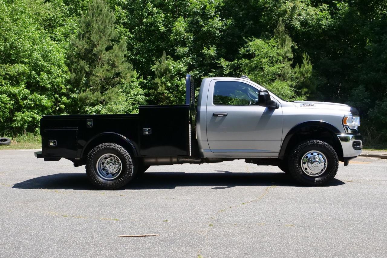 2023 Ram 3500 SLT / 4X4 / DRW / Knapheide PGTD Gooseneck Service Body / 9ft! Lincolnton NC