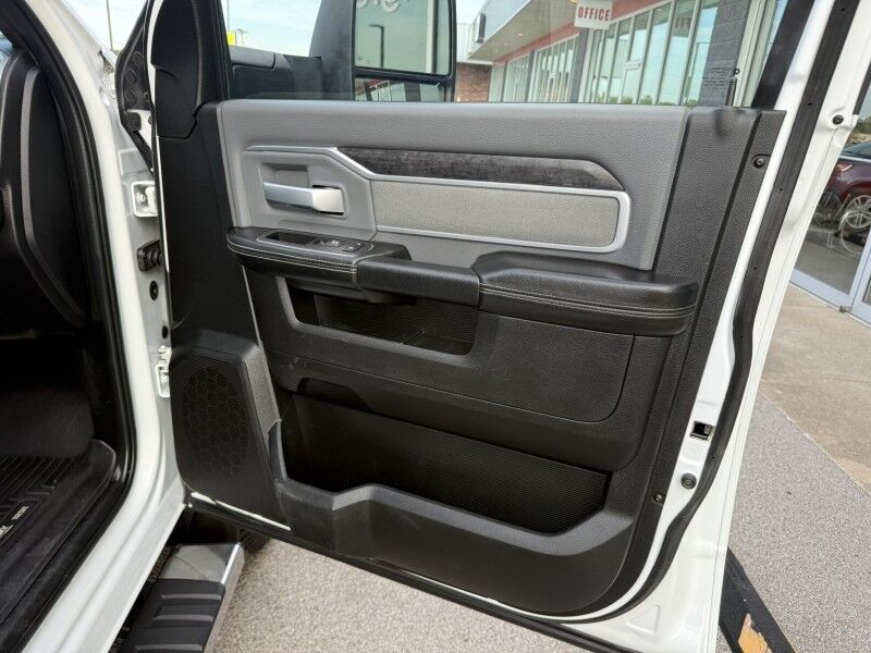 2023 Ram 3500 SRW 4x4 Diesel 48k mi's Big Horn Collinsville OK