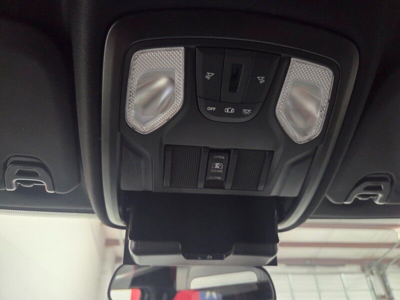 2023 Ram 3500 Tradesman 6.7L Diesel Chrome Pkg Gooseneck NEW Tires FREE WARRANTY Arlington TX