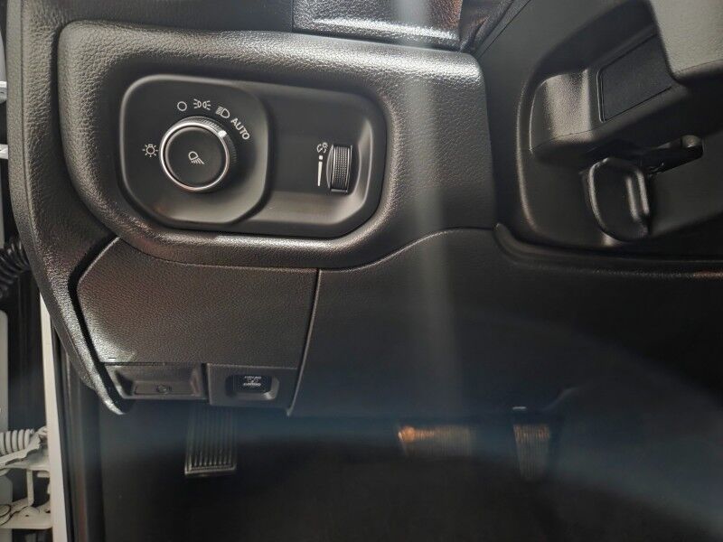 2023 Ram 3500 Tradesman 6.7L Diesel Chrome Pkg Gooseneck NEW Tires FREE WARRANTY Arlington TX