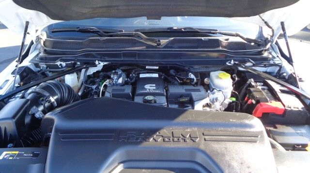 2023 Ram 3500 Utility ~ Crew Cab ~ 4x4 ~Diesel ~ Rack ~ Only 65K Miles! Rocklin CA