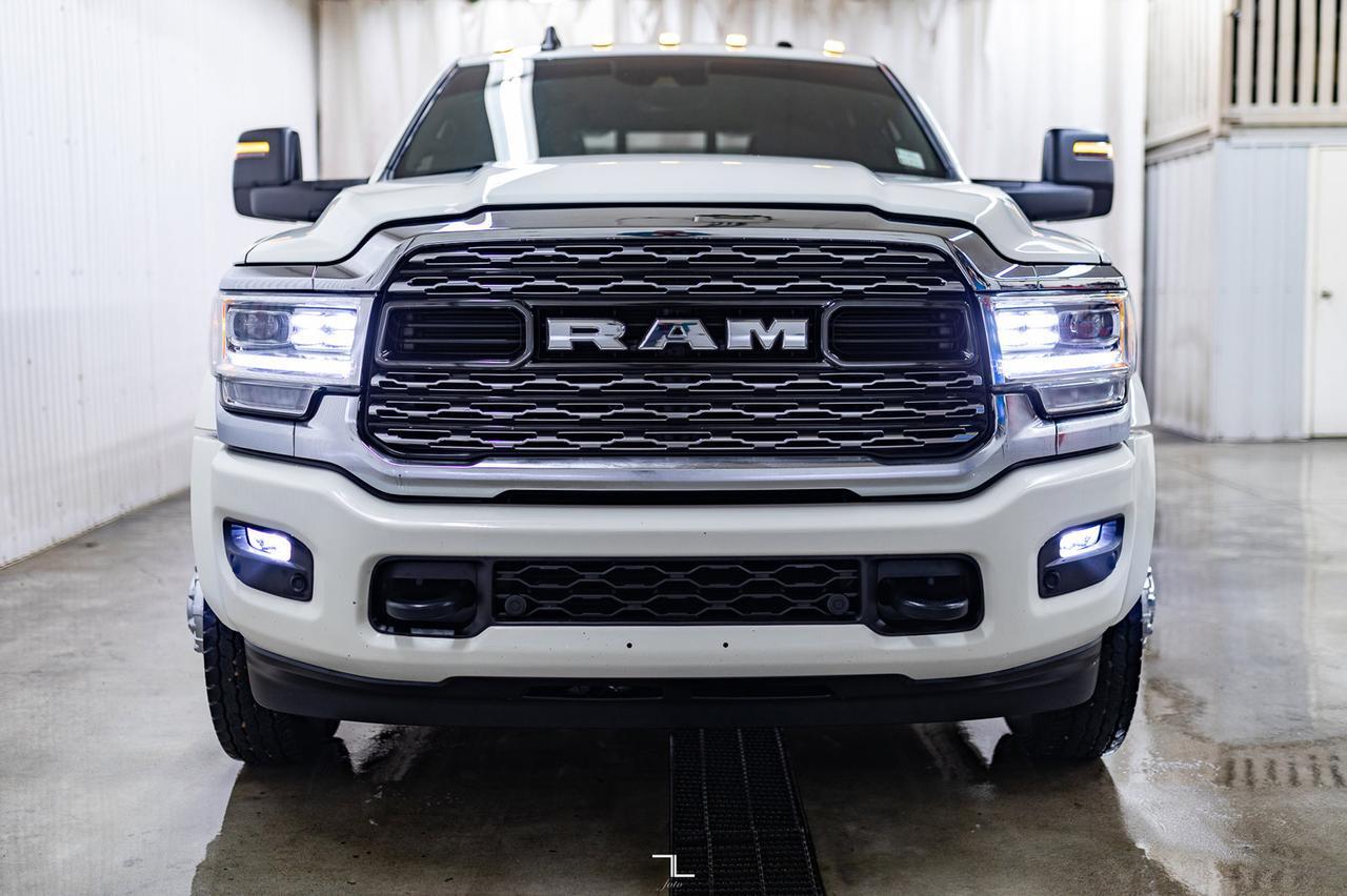 2023 Ram 5500 4x4 Crew Cab Limited Deck Diesel AISIN Leather Nav Red Deer AB