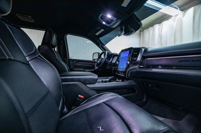 2023 Ram 5500 4x4 Crew Cab Limited Deck Diesel AISIN Leather Nav Red Deer AB