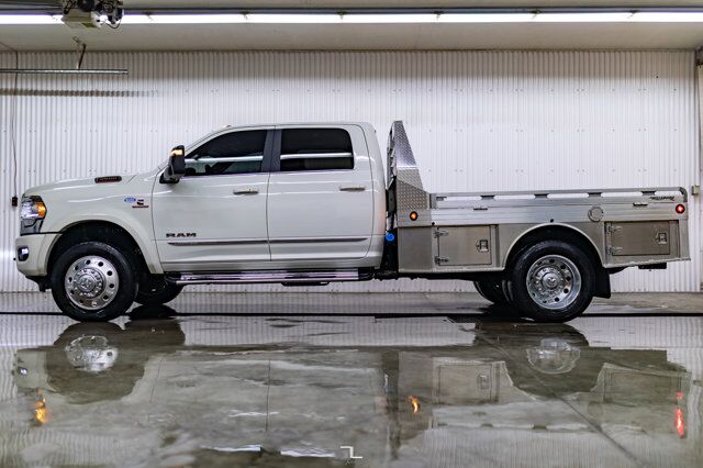 2023 Ram 5500 4x4 Crew Cab Limited Deck Diesel AISIN Leather Nav Red Deer AB