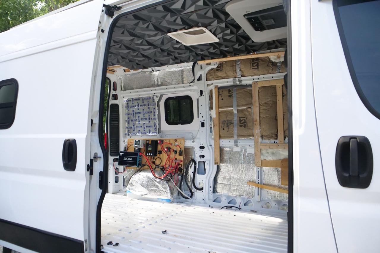 2023 Ram ProMaster 1500 Cargo Van / High Roof / Conversion Ready / Solar! Lincolnton NC