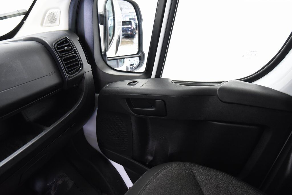 2023 Ram ProMaster 2500 Base Akron
