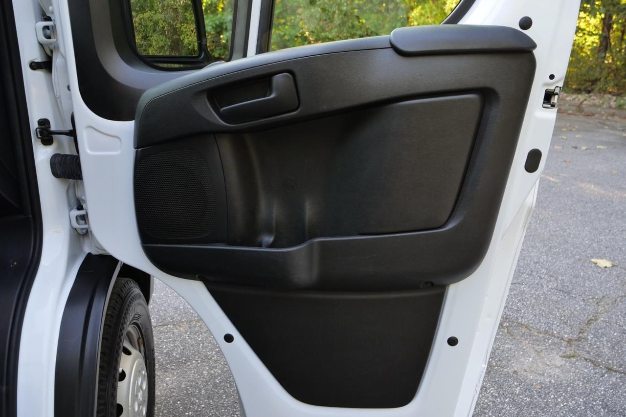 2023 Ram ProMaster 2500 Cargo Van / High Roof / Convenience Group High Point NC