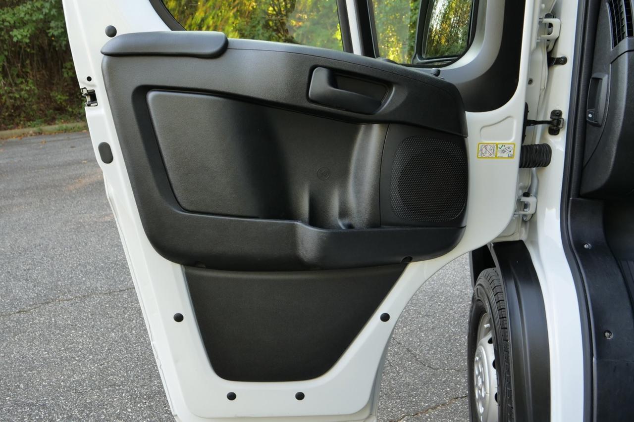 2023 Ram ProMaster 2500 Cargo Van / High Roof / Convenience Group High Point NC