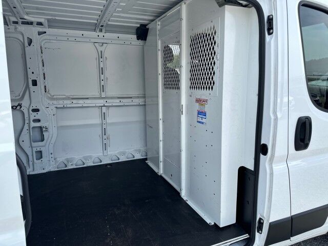 2023 Ram ProMaster 2500 Cargo Van w/ TommyGate Lift & Bulkhead Ashland VA